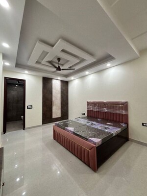 Master Bedroom in 2 BHK Builder Floor at Saket – for Rent