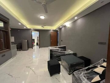 3 BHK Builder Floor For Rent in Saket