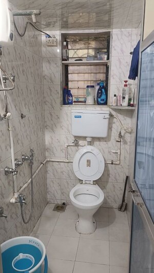 Bathroom in 1 BHK Apartment at Ghatkopar East – for Rent
