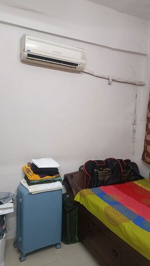 Master Bedroom in 1 BHK Apartment at Ghatkopar East – for Rent