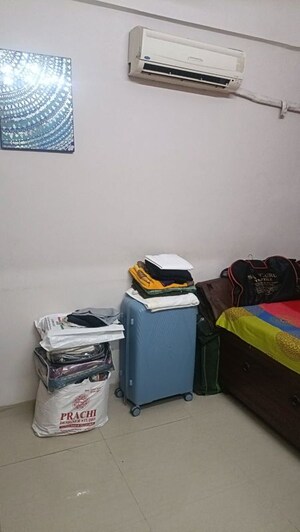 Master Bedroom in 1 BHK Apartment at Ghatkopar East – for Rent