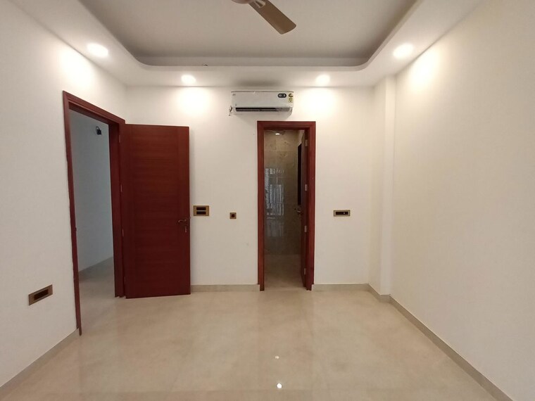 Room, saket 3 Bedroom 1800 Sq.Ft. Builder Floor In Saket Delhi 10002167