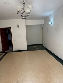 3 BHK + Servant Room Apartment For Rent in Bestech Park View Altura
