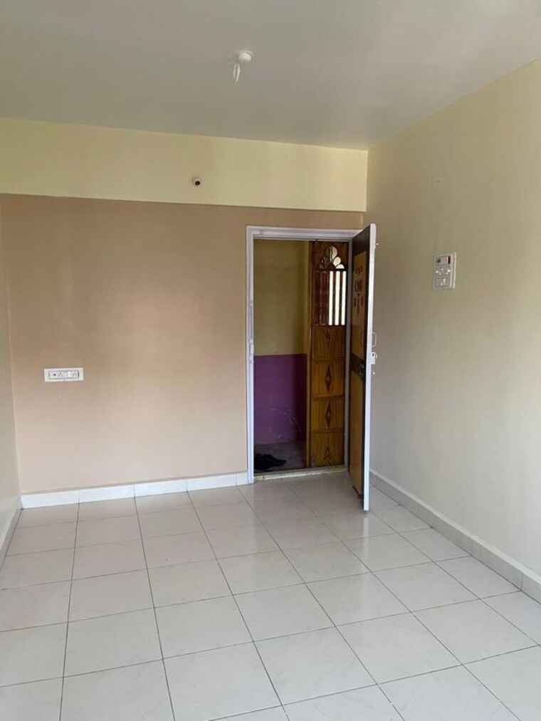 Room, sanghvi-estates 1 Bedroom 495 Sq.Ft. Apartment In Kalyan West Thane 9879555