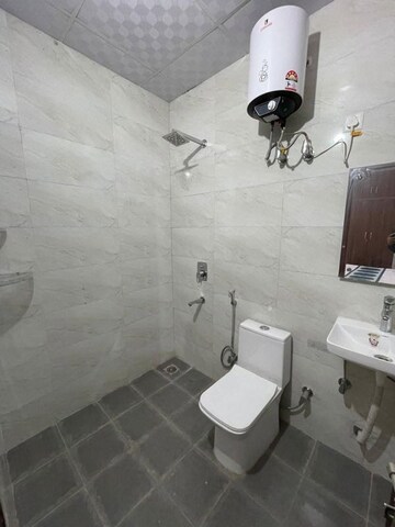 Bathroom in 1 BHK Builder Floor at Saket – for Rent