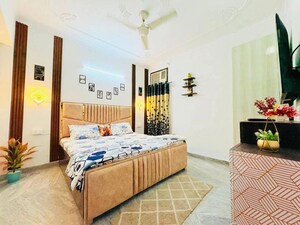 Bedroom in 1 BHK Builder Floor at Saket – for Rent