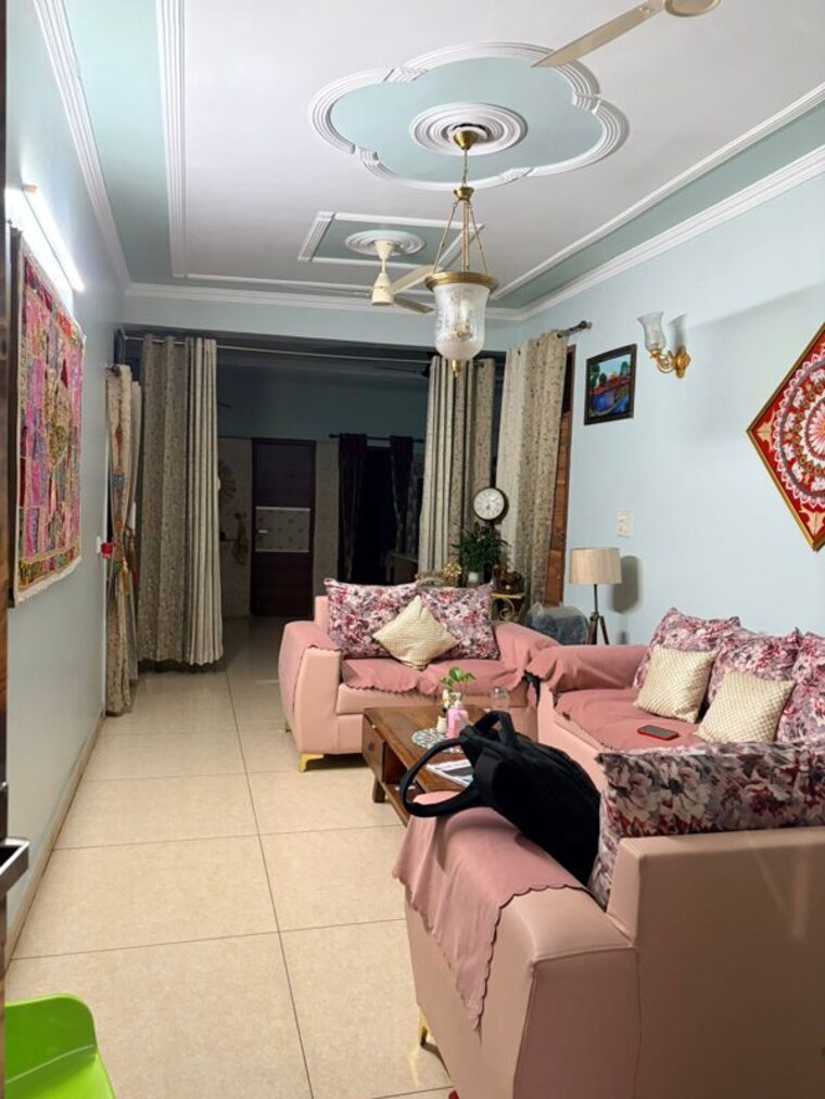 Living Room, vp-floors 3 Bedroom 2115 Sq.Ft. Builder Floor In Sainik Colony Faridabad 10002196