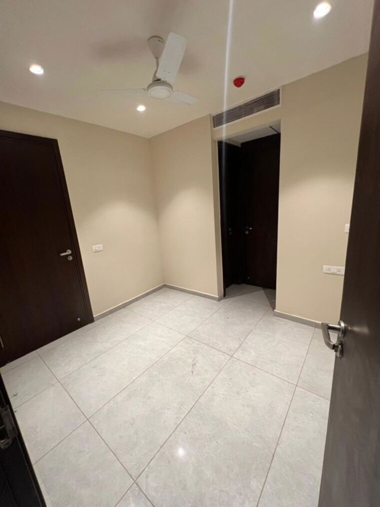 Room, sector 63 mohali 3 Bedroom 2250 Sq.Ft. Apartment In Sector 63, Mohali Mohali 10002197