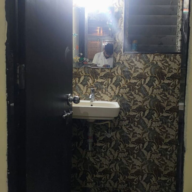 Bathroom, shraddha-evoque 1 Bedroom 349 Sq.Ft. Apartment In Sonapur Mumbai 10002199