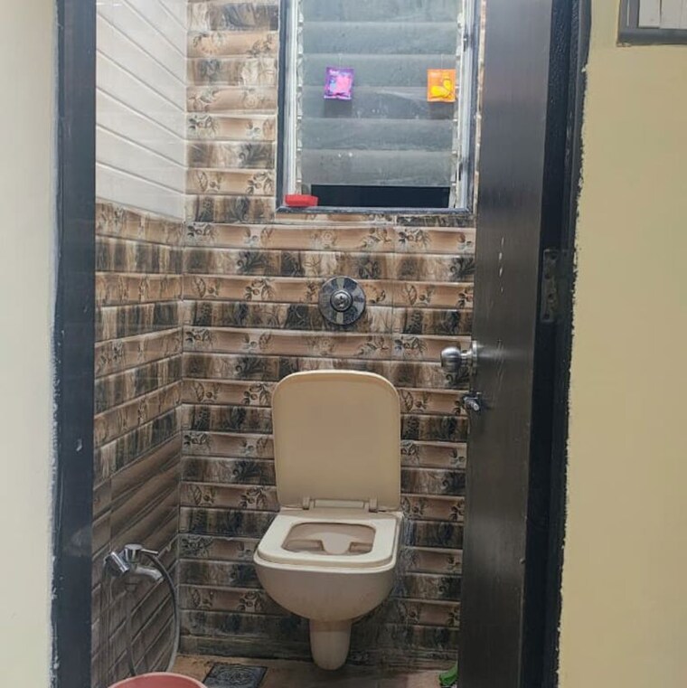 Bathroom, shraddha-evoque 1 Bedroom 349 Sq.Ft. Apartment In Sonapur Mumbai 10002199