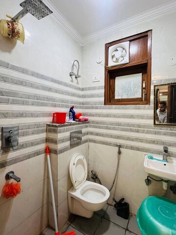 Bathroom in 2 BHK Builder Floor at Saket – for Rent
