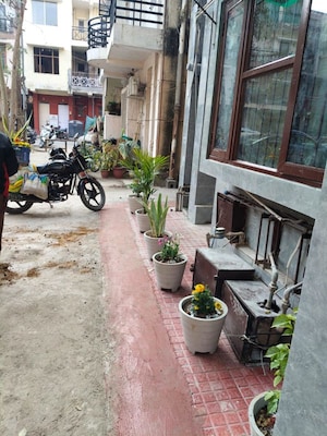 2 BHK Apartment – Exterior View View at Vasant Kunj - for Rent