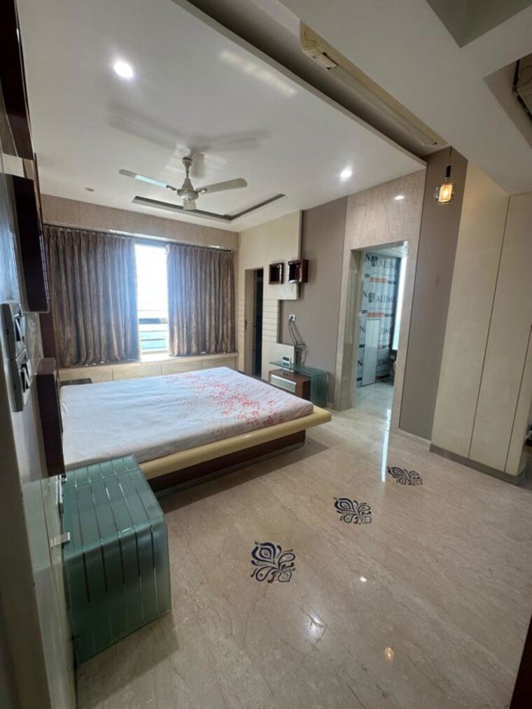 Bedroom, oberoi-realty-esquire 3 Bedroom 1366 Sq.Ft. Apartment In Goregaon East Mumbai 10002229