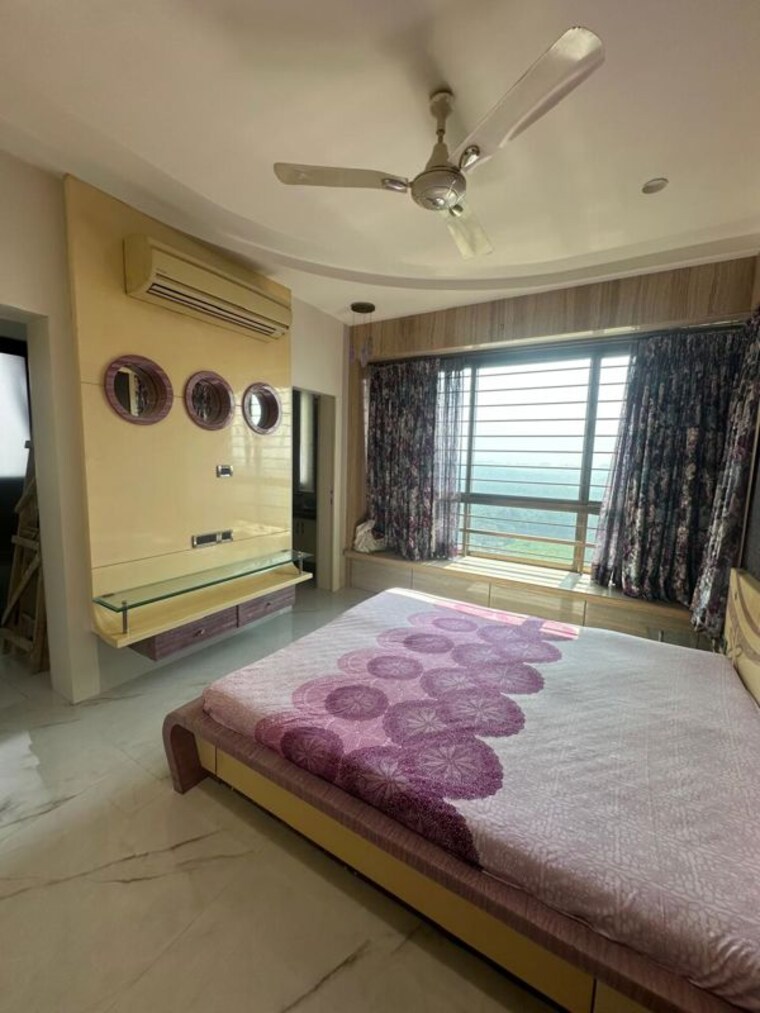 Bedroom, oberoi-realty-esquire 3 Bedroom 1366 Sq.Ft. Apartment In Goregaon East Mumbai 10002229