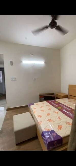 Studio Apartment For Rent in Supertech Czar Villa, Omicron I Greater Noida