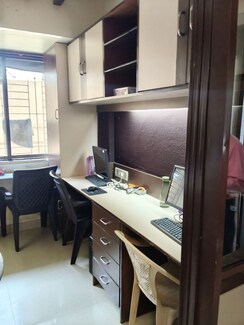 Office Space For Rent in Thane West