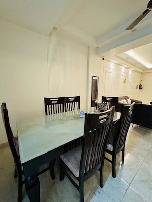 4 BHK Apartment For Rent in Ansal Florence Villa, Sector 57