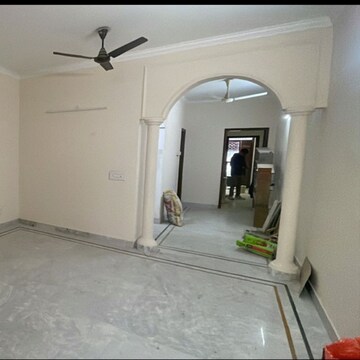 2 BHK Builder Floor For Sale in Kalkaji