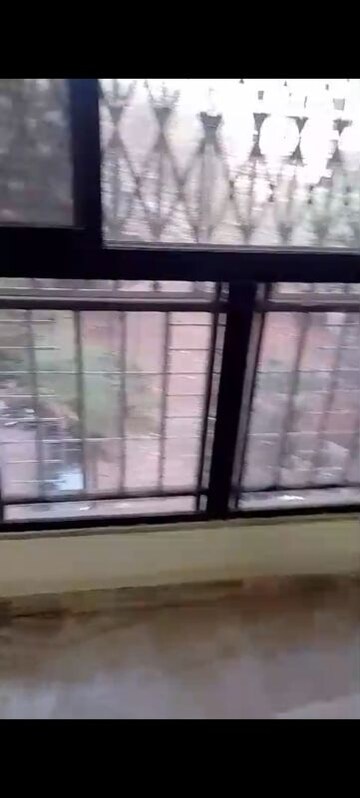 Room in 2 BHK Apartment at D1 D2 Lokupwan Phase II CHS LTD, Kapur Bawdi – for Rent