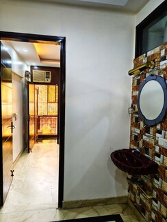 4 BHK + Pooja Room,Study Room Builder Floor For Rent in Defence Colony