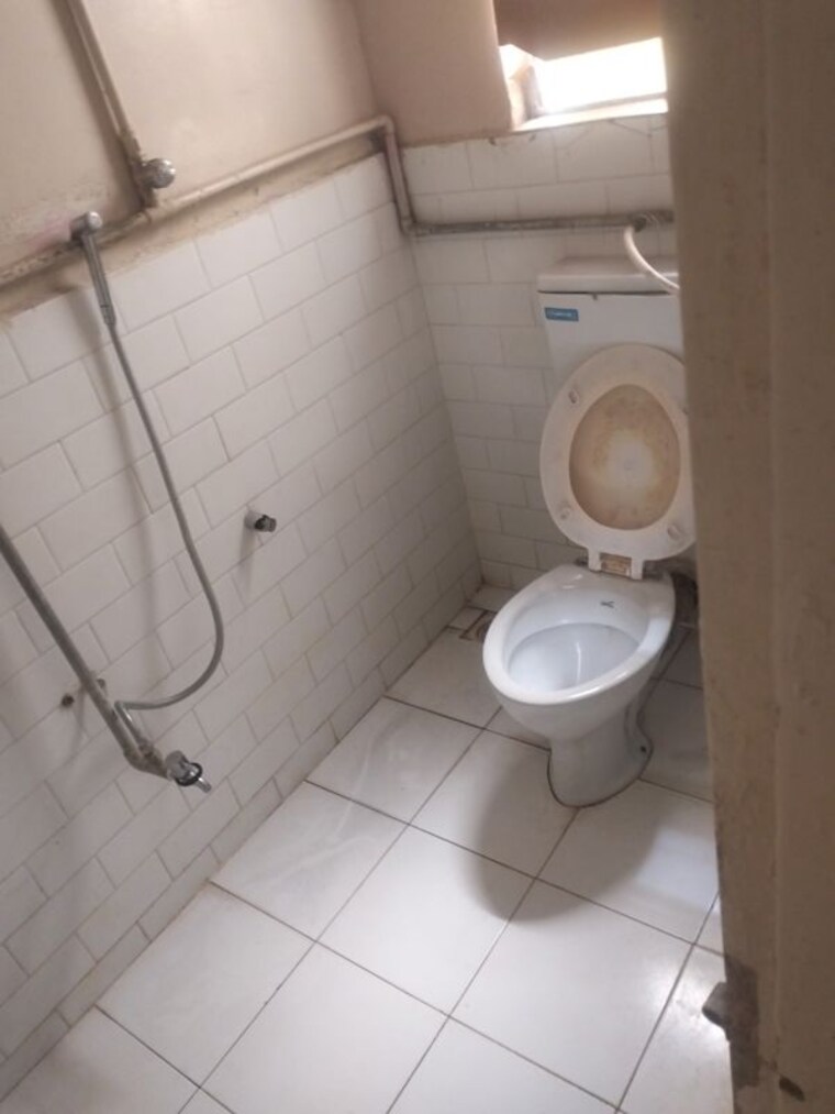Bathroom, bramha-aangan 1 Bedroom 600 Sq.Ft. Apartment In Salunkhe Vihar Society Pune 10002397