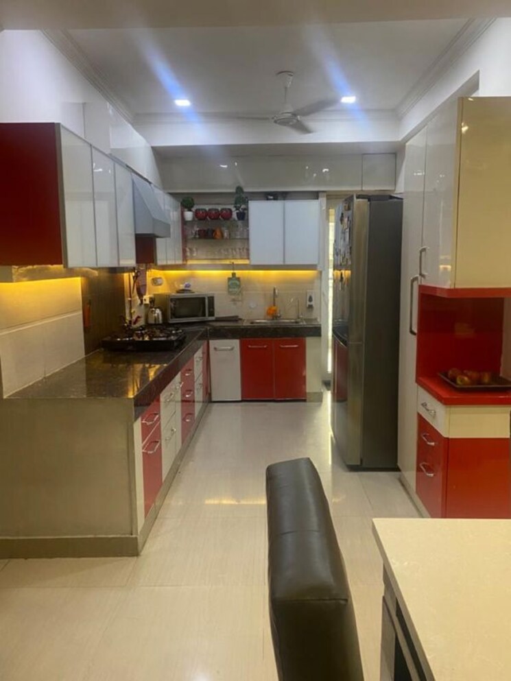 Kitchen, paramount-floraville 3.5 Bedroom 1685 Sq.Ft. Apartment In Sector 137 Noida 9923218
