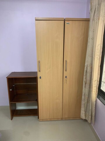 Furnished Amenities in 2 BHK Apartment at Andheri East – for Rent