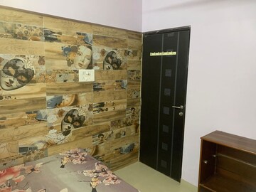 Furnished Amenities in 2 BHK Apartment at Andheri East – for Rent