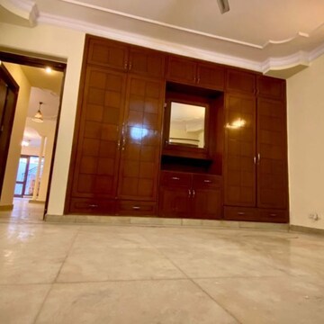 Room in 2 BHK Builder Floor at Malviya Nagar – for Rent