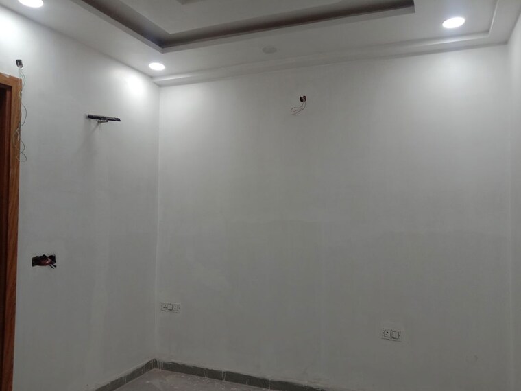 Room, dwarka mor 3 Bedroom 720 Sq.Ft. Builder Floor In Dwarka Mor Delhi 10002451