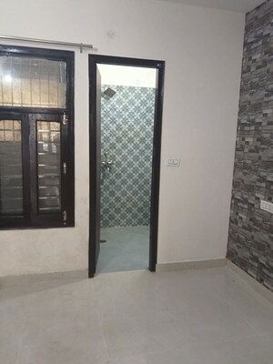 Room in 3 BHK Builder Floor at Dhakoli – for Rent