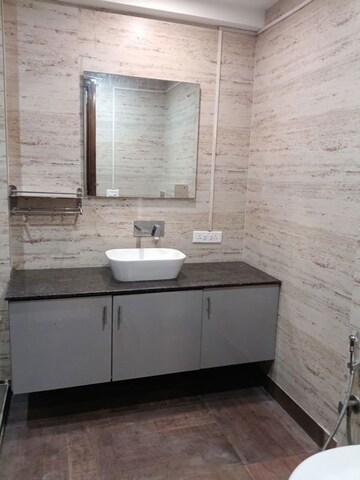  4 BHK Builder Floor at Greater Kailash ii – for Rent