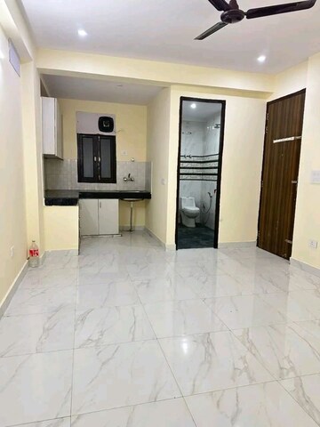 2 BHK Apartment For Rent in Chattarpur