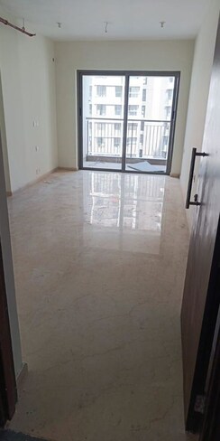 2 BHK + Pooja Room Apartment For Rent in Kalpataru Paramount