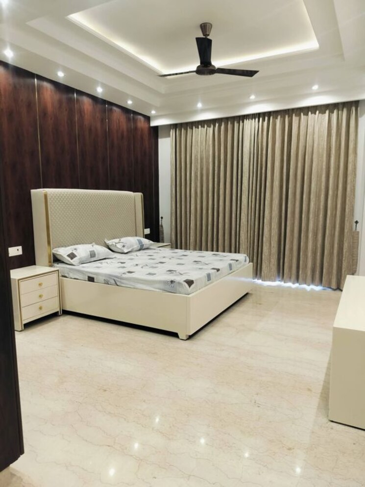 Bedroom, sector 5 1 Bedroom 865 Sq.Ft. Builder Floor In Sector 5 Gurgaon 10002532