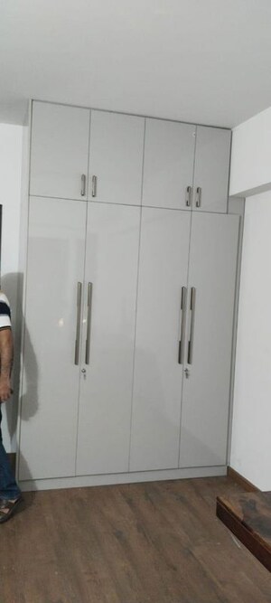 Furnished Amenities in 3 BHK Builder Floor at DLF Gardencity Enclave, Sector 93 – for Rent