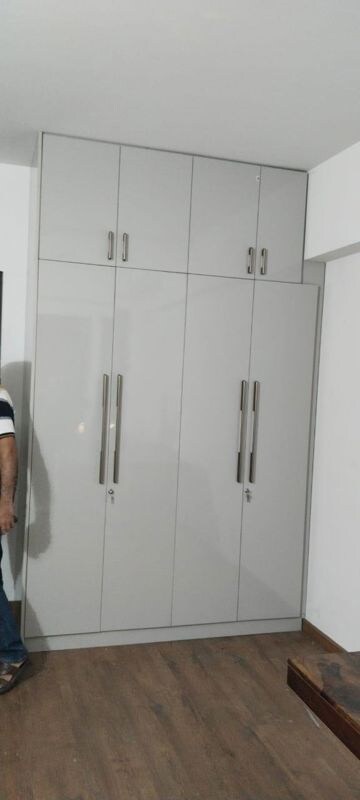 Furnished Amenities in 3 BHK Builder Floor at DLF Gardencity Enclave, Sector 93 – for Rent