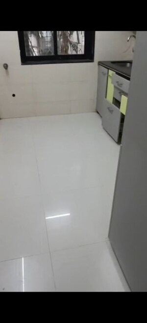 Furnished Amenities in 2 BHK Apartment at Andheri West – for Rent