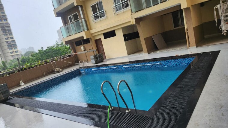 Swimming Pool, goregaon-west-view-chs 2 Bedroom 750 Sq.Ft. Apartment In Goregaon West Mumbai 10002541
