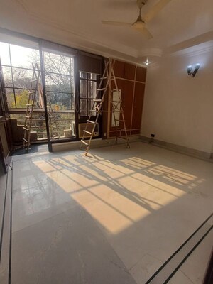 3 BHK Builder Floor For Rent in Chittaranjan Park