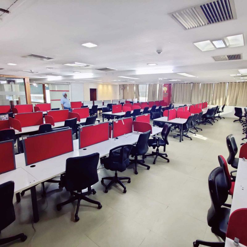 Office Space For Rent in Sector 17