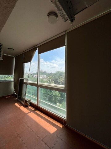 Room in 5 BHK Apartment at G Corp Sky Gardens, Richmond Town – for Sale