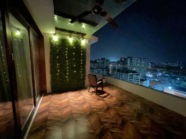 Balcony, rps-savana 5 Bedroom 3028 Sq.Ft. Apartment In Sector 88 Faridabad 10002560