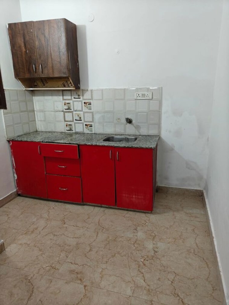 Kitchen, khirki extension 1 Bedroom 550 Sq.Ft. Apartment In Khirki Extension Delhi 10002575