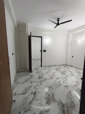 Room in 1 BHK Apartment at Saket – for Rent