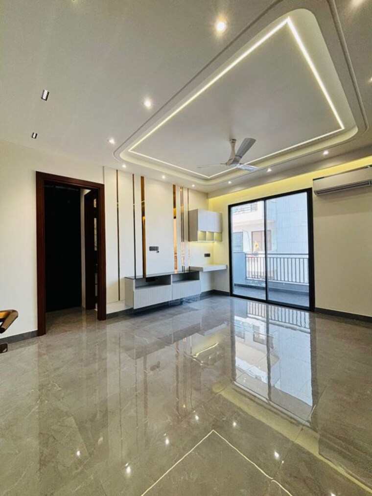 Room, ansal-api-versalia 3 Bedroom 180 Sq.Yd. Builder Floor In Sector 67a Gurgaon 10002591