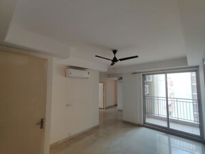 Room in 2 BHK Apartment at Ansal Sushant Estate, Sector 52 – for Rent