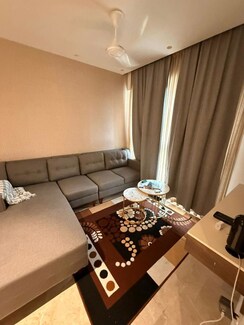 1 BHK Apartment For Rent in Hiranandani Regent Hill