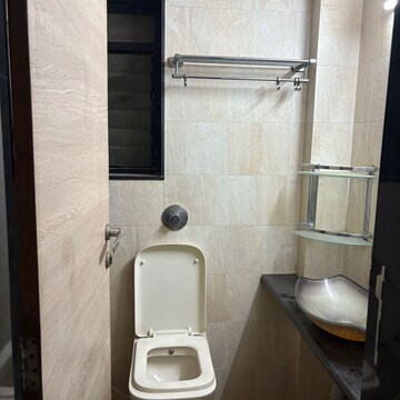 Bathroom in 2 BHK Apartment at Suncity Complex, Tirandaz – for Rent