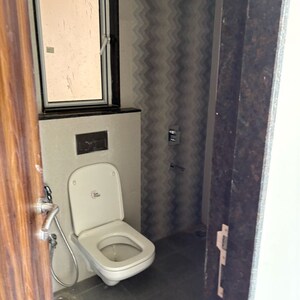 Bathroom in 2 BHK Apartment at Sheth Avante, Mumbai Central Suburbs – for Rent